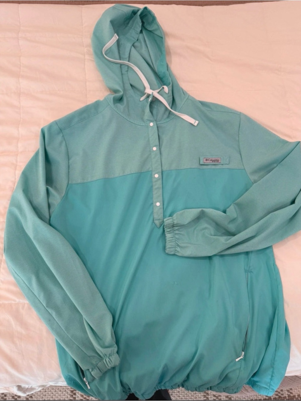 Columbia Women's Aqua Pullover Hoodie